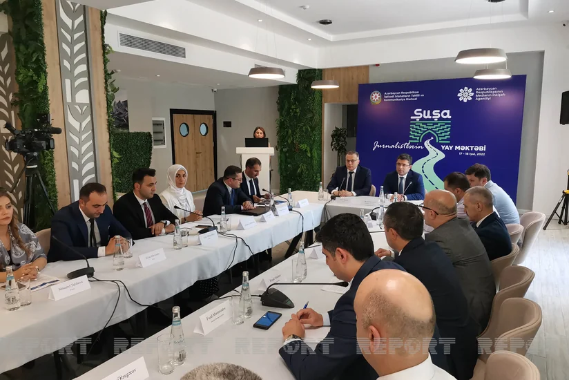 İİTKM və MEDİA Şuşada jurnalistlər üçün təlim keçirir
