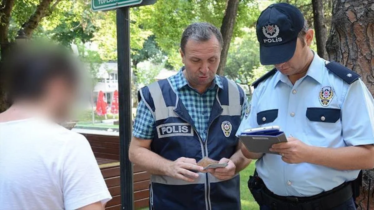 Türkiyənin qərbində 385 miqrant saxlanılıb