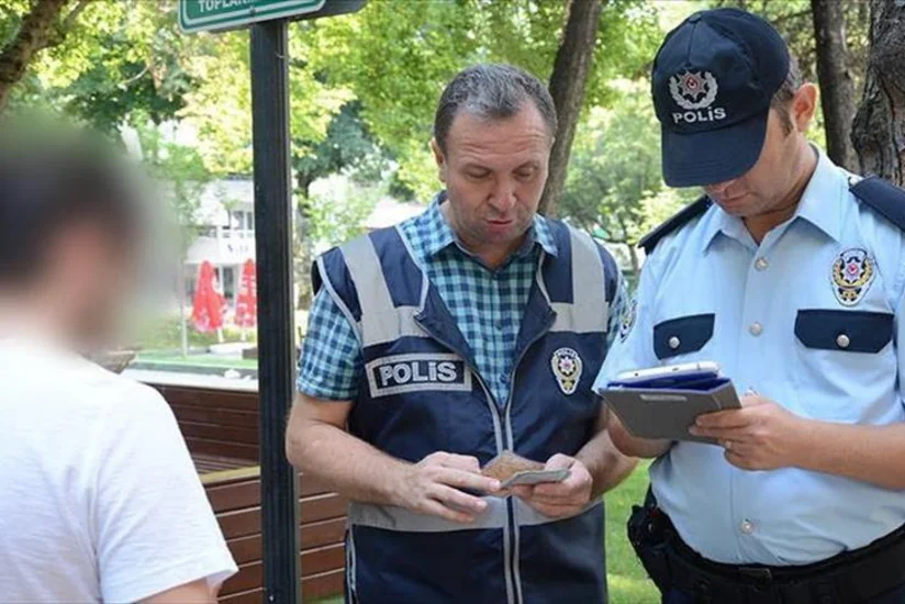 Türkiyənin qərbində 385 miqrant saxlanılıb