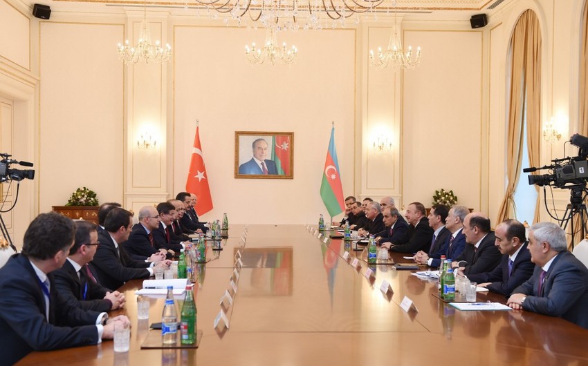 Prezident İlham Əliyev: Biz də seçkilərdən sonra ilk səfəri qardaş Türkiyəyə edirik Prezident İlham Əliyev: Biz də seçkilərdən sonra ilk səfəri qardaş Türkiyəyə edirik