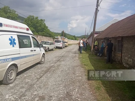 İsmayıllıda cücələrə su verən qadını elektrik cərəyanı vuraraq öldürüb