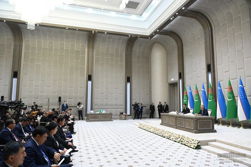 Главы Узбекистана и Туркменистана отметили большой потенциал двусторонних связей