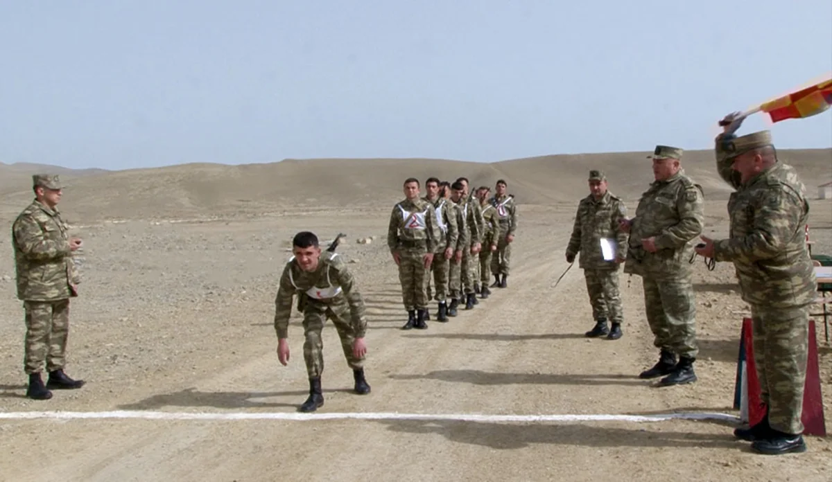 Azerbaijan Army holds paramilitary cross competition
