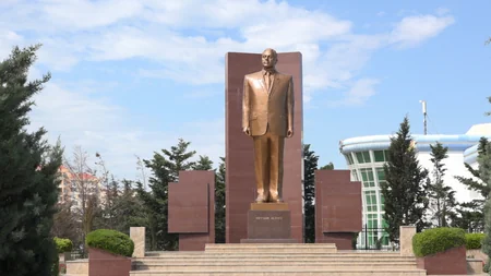 FHN Heydər Əliyevin anadan olmasının 102-ci ildönümü münasibətilə tədbir keçirib