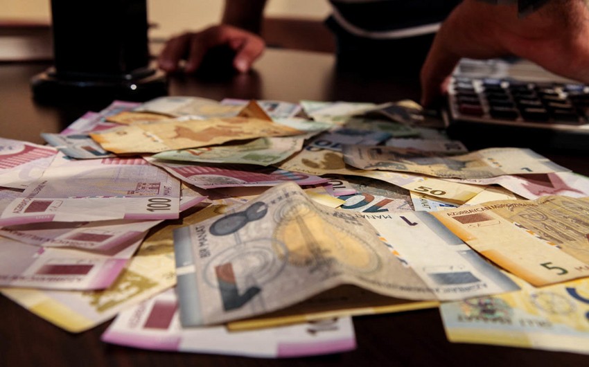 Azərbaycan Mərkəzi Bankının valyuta məzənnələri (27.09.2021)