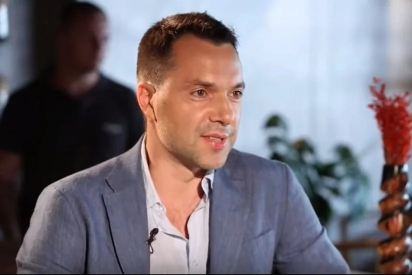 Арестович: Азербайджан вернул город огромного символического значения - Шушу