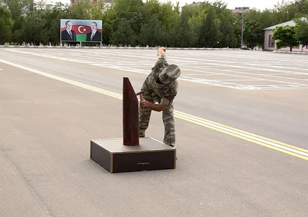 Əlahiddə Ümumqoşun Orduda “Zabit hazırlığı kursu”nun buraxılış mərasimi keçirilib