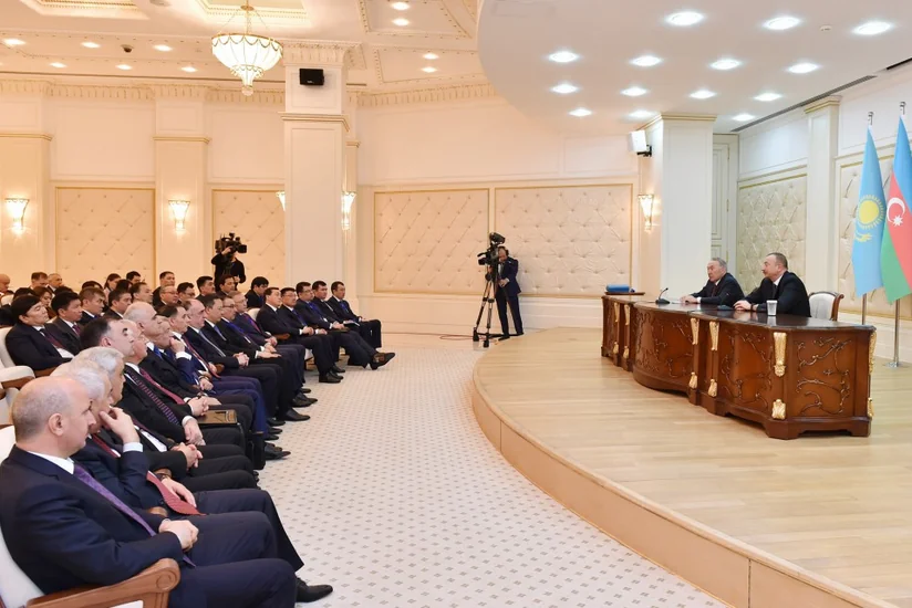 Qazaxıstan prezidenti Azərbaycanın dövlət başçısını ölkəsinə rəsmi səfərə dəvət edib