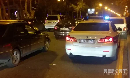 Bakıda yol qazası baş verib, tıxac yaranıb - FOTO