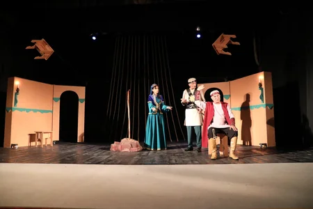 Lənkəran teatrı “Casus” tamaşasının premyerasına hazırlaşır