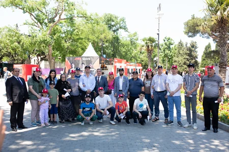 Şəhid ailələri və qazilər Azərbaycan Qran Prisini izləyir