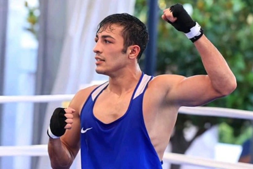 Boksçumuz erməniyə qalib gəlib yarımfinala yüksəldi