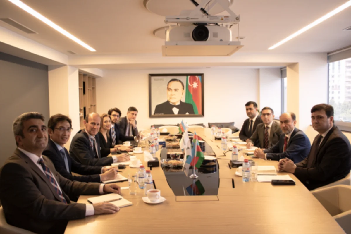 Azərbaycanda sindikat maliyyələşməsi bazarının inkişafı müzakirə edilib