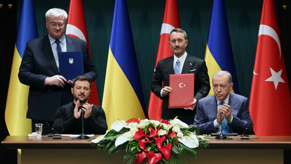 Türkiyə ilə Ukrayna təhsil və kommunikasiya sahələrində sazişlər imzalayıb