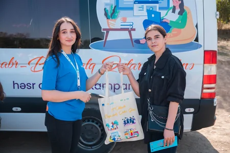 Beynəlxalq Qızlar Gününə həsr olunmuş maarifləndirmə kampaniyası başa çatıb