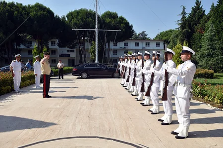 Milli Müdafiə Universitetinin rektoru Türkiyədə təhsil alan azərbaycanlı kursantlarla görüşüb