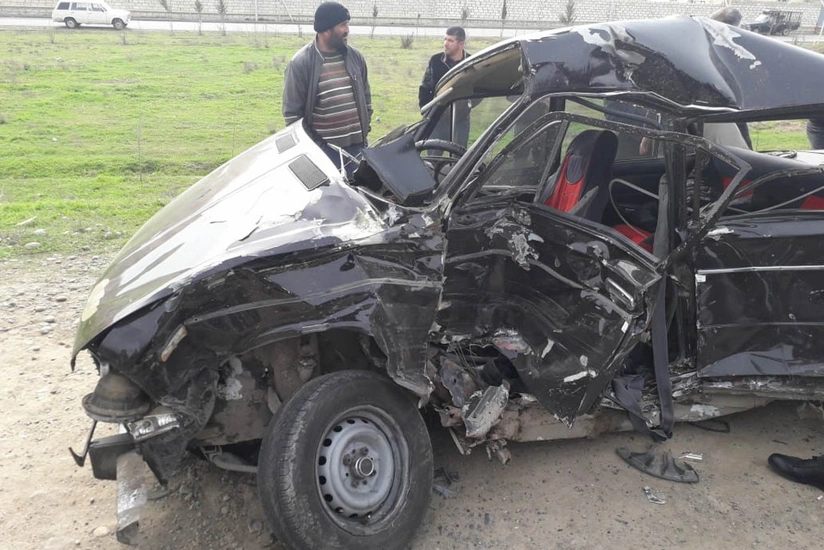 Füzulidə ağır yol qəzası olub, ölən var - VİDEO