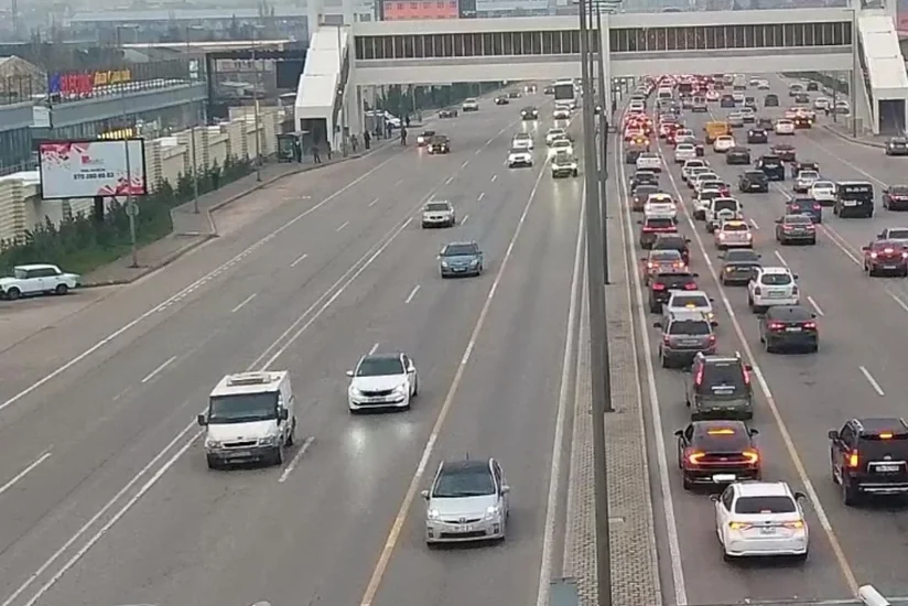 Bakıda tıxac olan yollar açıqlanıb – SİYAHI