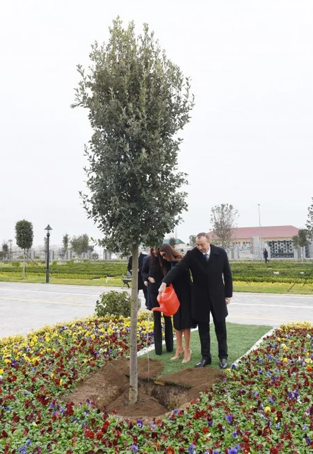 Heydər Əliyev Fondunun yeni layihəsi olan Zirə Mədəniyyət Mərkəzinin və eko-parkın açılışı olub - YENİLƏNİB - FOTO