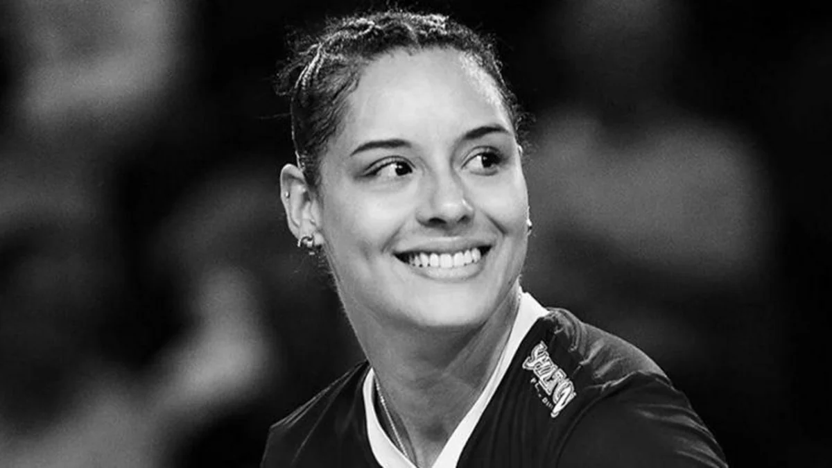 Türkiyə klubunun voleybolçusu evində ölü tapılıb