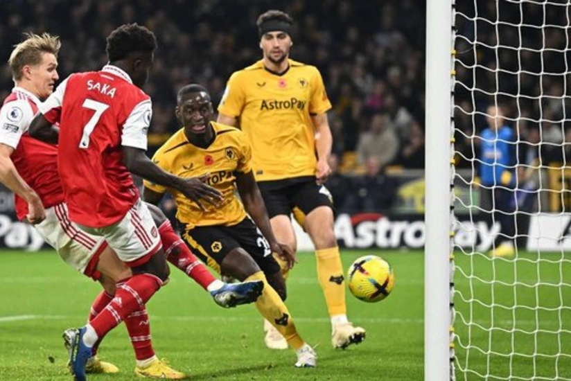 АПЛ: «Арсенал» остался на первом месте