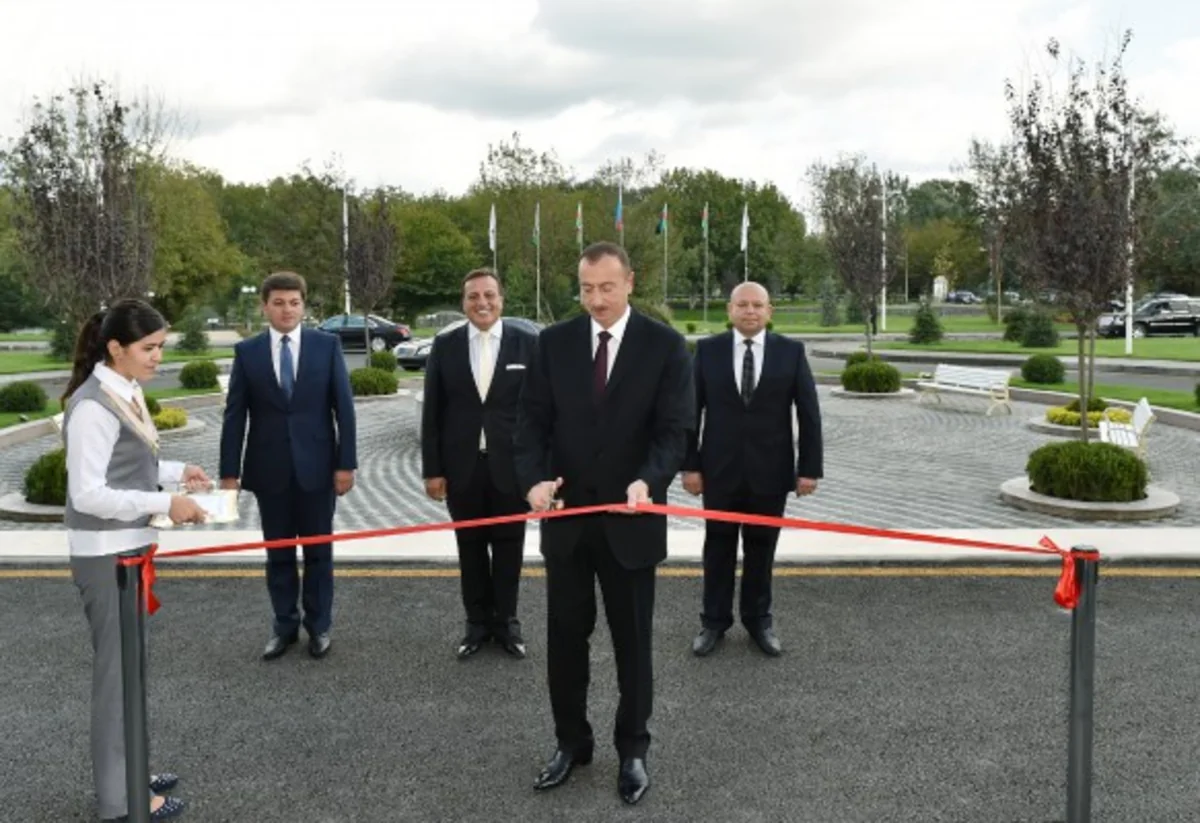 Azərbaycan prezidenti ölkənin iki rayonuna səfər edib