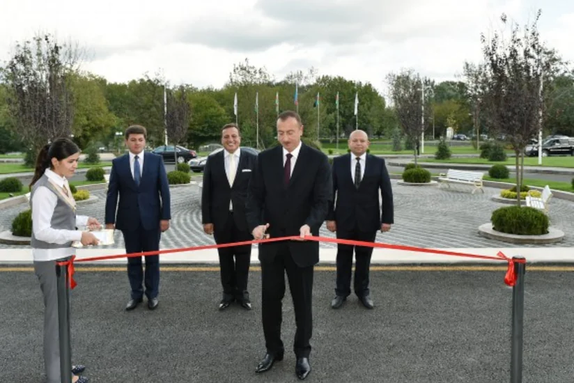 Azərbaycan prezidenti ölkənin iki rayonuna səfər edib