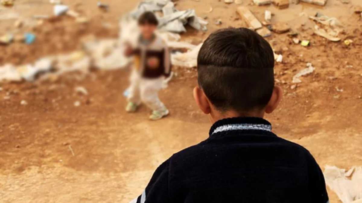 İraqın Mosul şəhərində 4 uşaq acından ölüb