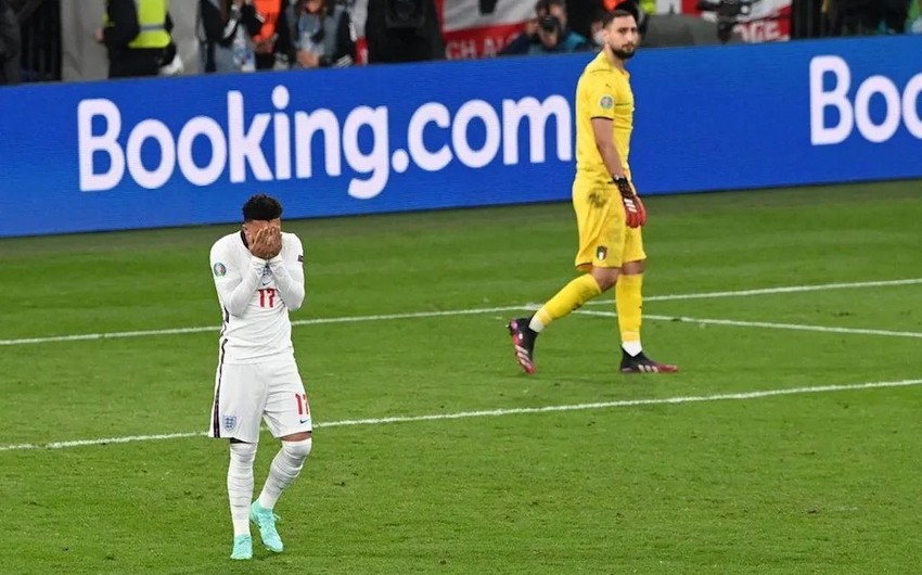 AVRO-2020-də futbolçuları təhqir edən azarkeş həbs edilib