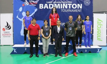 Azərbaycan badmintonçuları Türkiyədə 9 medal qazanıblar
