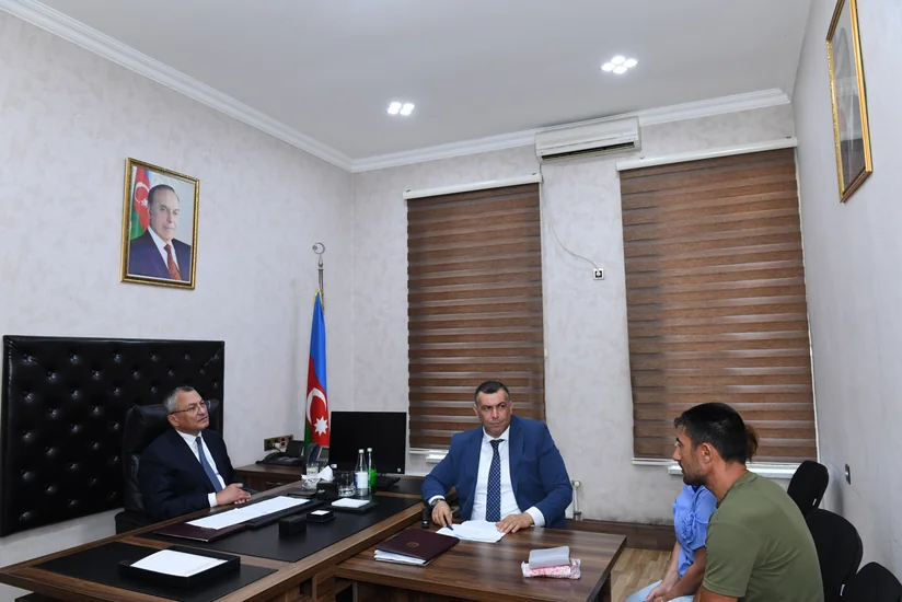 Rövşən Rzayev vətəndaş qəbulu keçirib