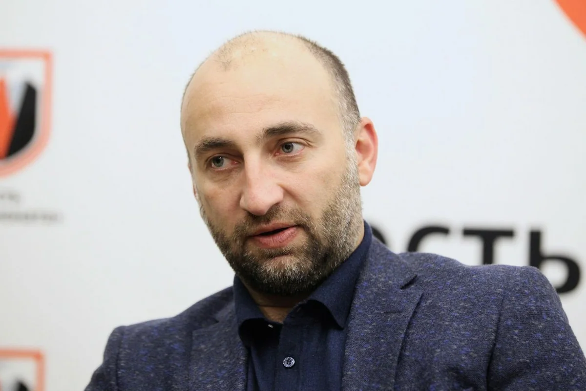 Rusiyalı baş məşqçinin Qazaxıstan millisindəki taleyinə aydınlıq gəlib