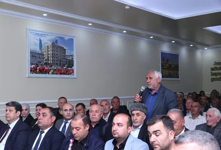 KOBİA обсудила с предпринимателями в Агджабеди развитие малого и среднего бизнеса