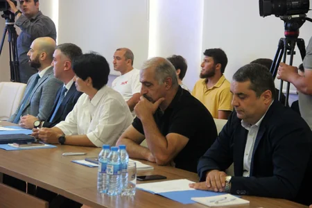 Velosiped idmanı sahəsində bölgələrdə fəaliyyət göstərəcək məşqçi-müəllimlər üçün təlim kursları başlayıb