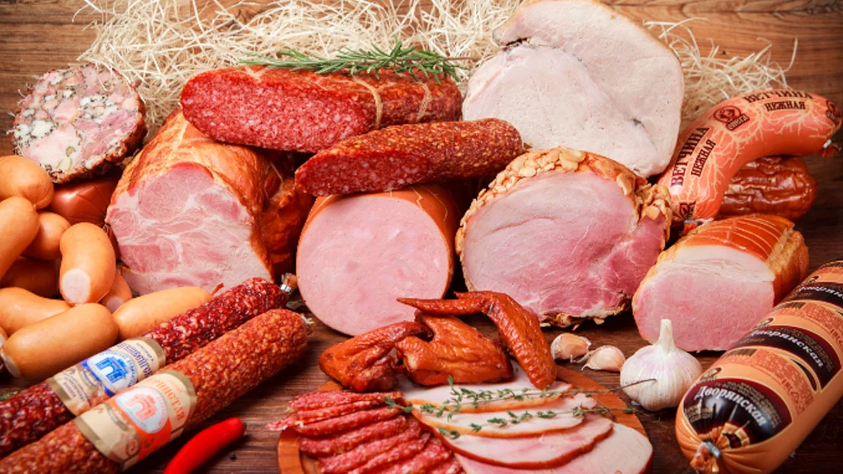 Azərbaycanda kolbasa istehsalı təxminən 7 % azalıb