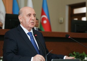 Komitə sədri: Bir şəxsin uzun illər plastik cərrah kimi çalışması qanuni işlədiyi anlamına gəlmir