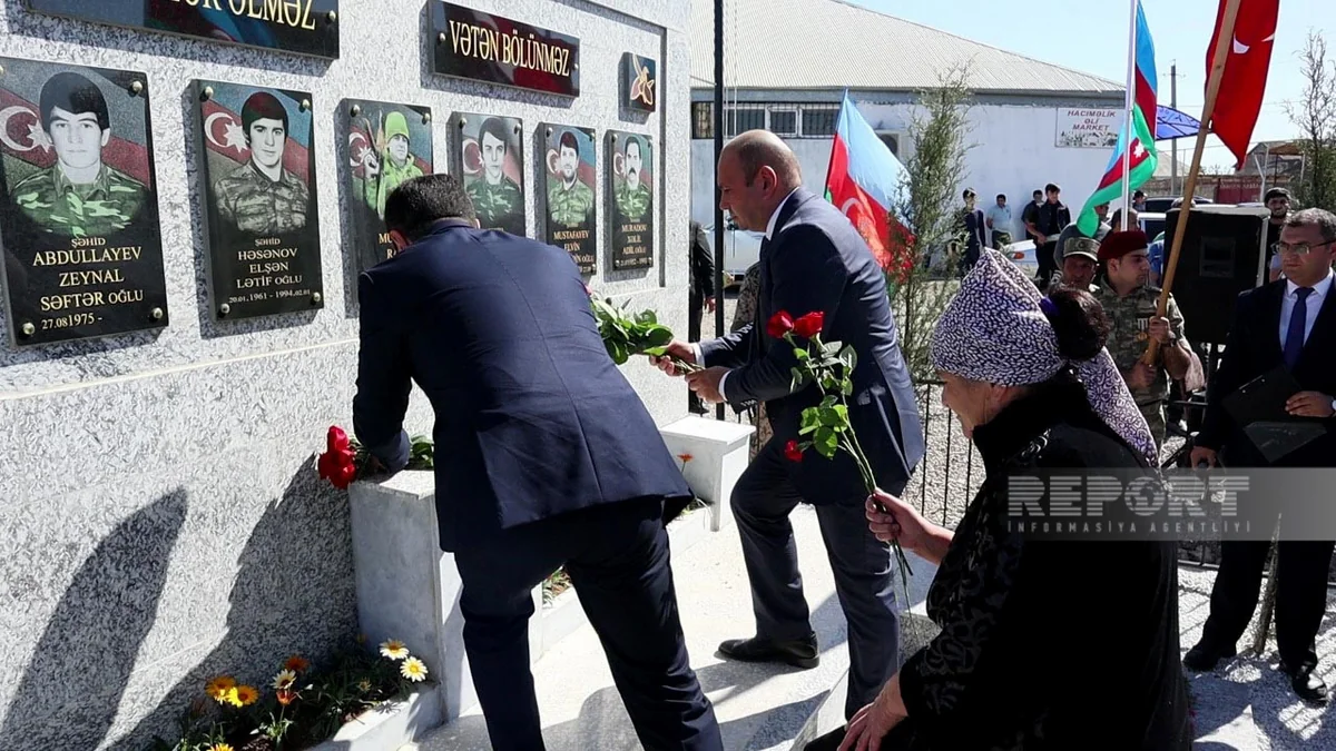 Göygöldə şəhidlərin adını əbədiləşdirən xatirə kompleksinin açılışı olub