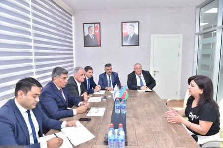 “Azərsu” ASC-nin sədr müavinləri şimal bölgəsindən olan vətəndaşları qəbul ediblər