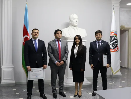Vəkillər Kollegiyası Rəyasət Heyətinin növbəti iclası keçirilib