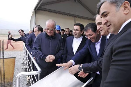 Hacıqabulda avtobus və yük avtomobilləri istehsalı zavodunun təməli qoyulub