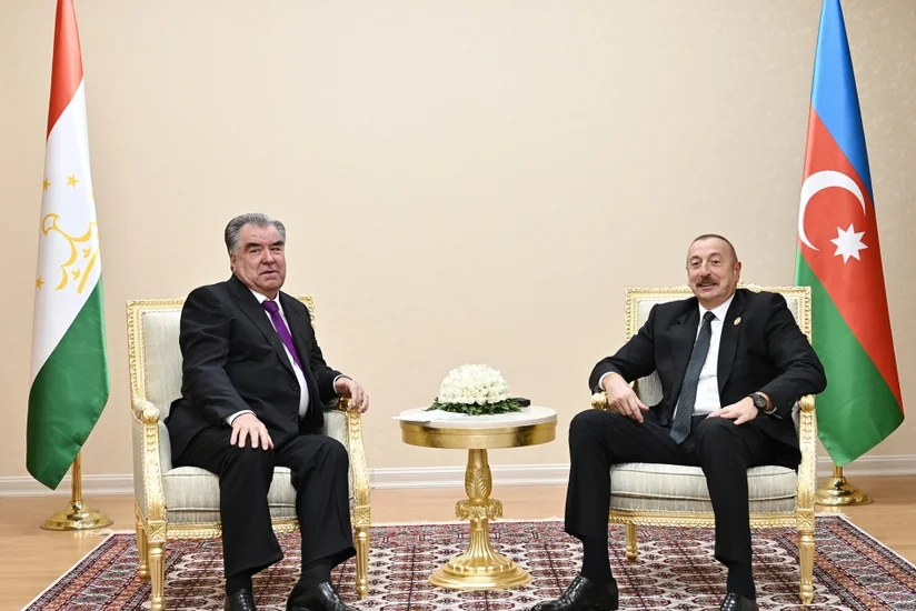 President Ilham Aliyev meets Tajik President Emomali Rahmon