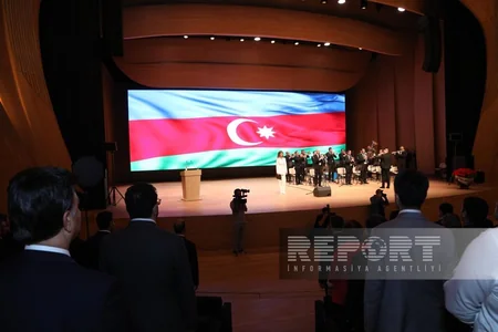 Bakıda ilk dəfə Dünyadakı Azərbaycanlı Təbiblərin Simpoziumu keçirilib - YENİLƏNİB