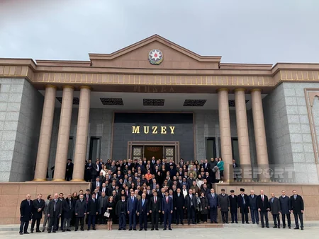 Naxçıvanda “Heydər Əliyev və vətəndaş cəmiyyəti quruculuğu” mövzusunda konfrans keçirilib - YENİLƏNİB