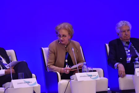 VI Qlobal Bakı Forumunda iqtisadi inkişafın ətraf mühitin deqradasiyasına təsiri mövzusu müzakirə edilib