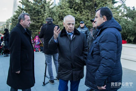 Bakı şəhidlərini anmağa hazırlaşır - FOTOREPORTAJ