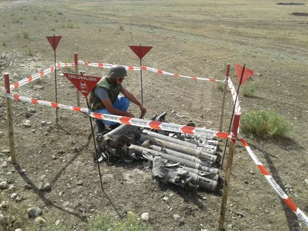 ANAMA: ​Tərtərdə 1 ədəd top mərmisi və Qrad raketinin mühərrik hissəsi aşkar olunub
