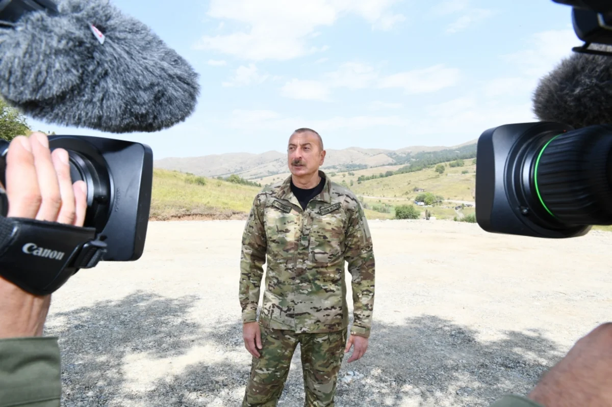 İlham Əliyev: Həm Qarabağ, həm Zəngəzur bizim tarixi dədə-baba torpağımızdır