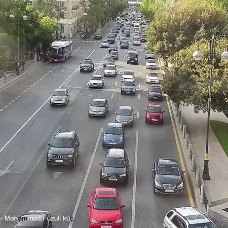 Bakının bir sıra yollarında tıxac var - SİYAHI