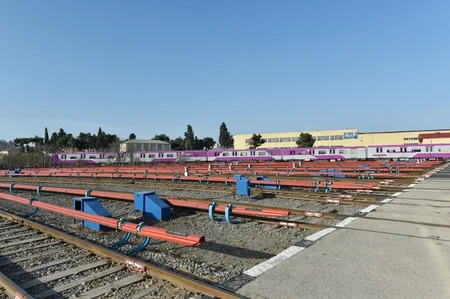 Prezident İlham Əliyev paytaxta gətirilən yeni metro qatarlarında yaradılan şəraitlə tanış olub