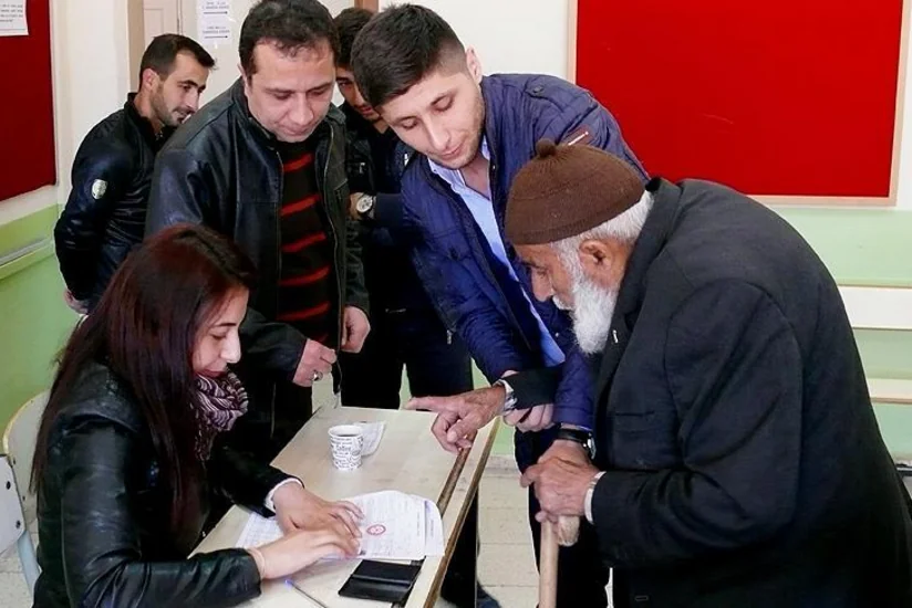 ​Türkiyədə parlament seçkilərinin səsverməsi başa çatıb